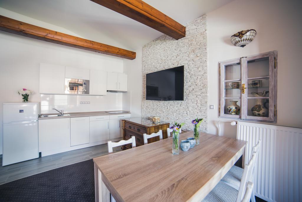 Apartmany U Papousku Jindrichuv Hradec Exterior foto