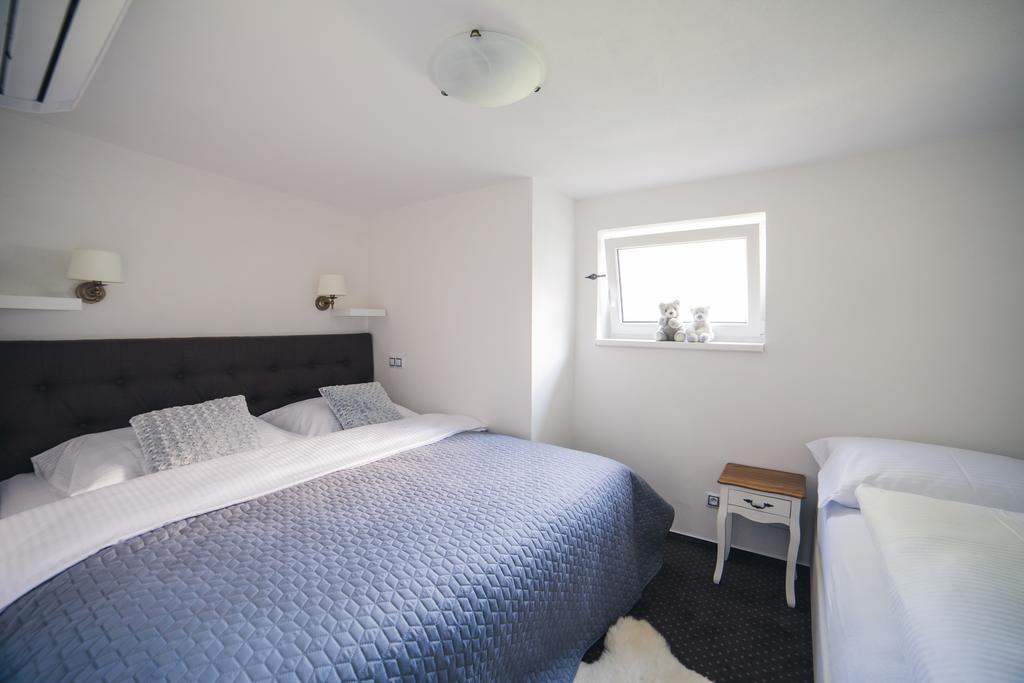 Apartmany U Papousku Jindrichuv Hradec Exterior foto
