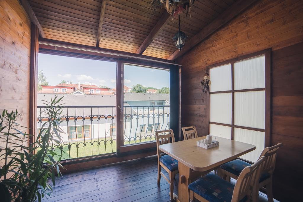 Apartmany U Papousku Jindrichuv Hradec Exterior foto
